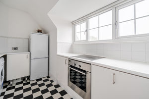 Photo 18- click for photo gallery